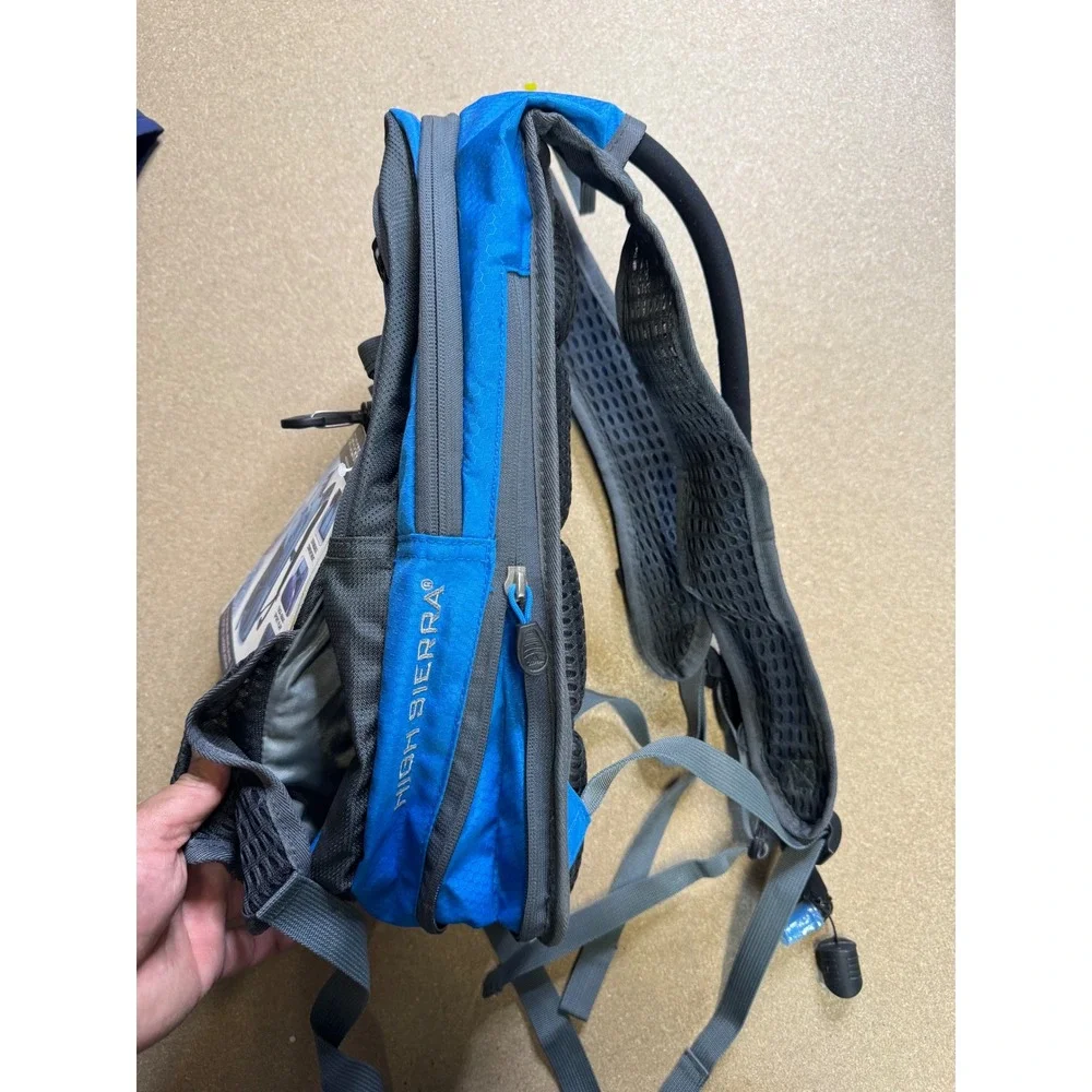 High Sierra 2 Liter Hydration Pack Backpack‎ Blue Sport Hiking Biking Camping